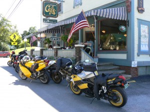 Group rides can be a great way to meet like-minded riders.