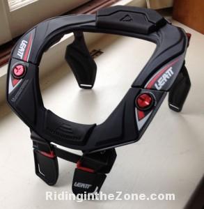 The Carbon Leatt STX-RR